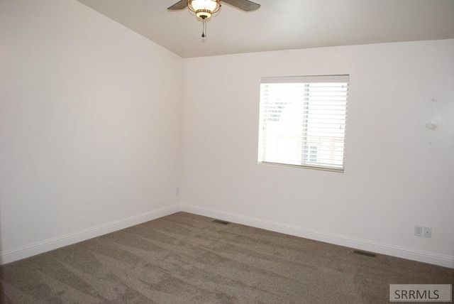 5113 Ryanne Way, Iona, ID 83427