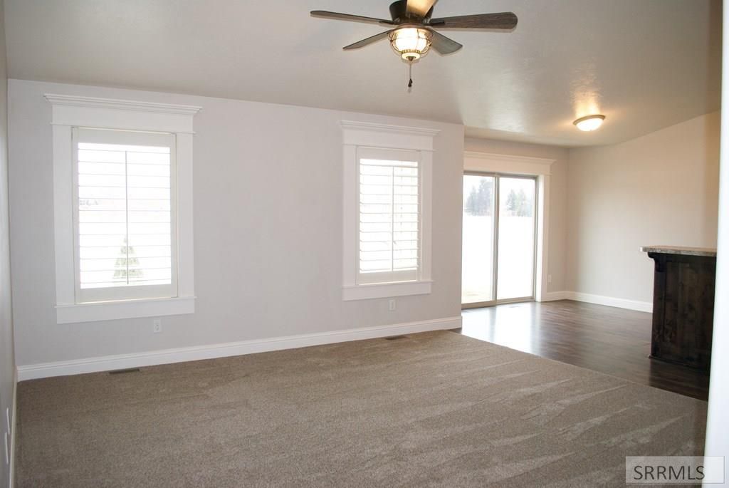 Image 5 of property listing at 5113 Ryanne Way, Iona, ID 83427