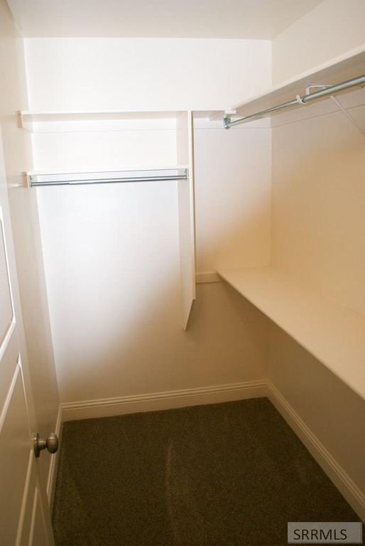 Image 8 of property listing at 5113 Ryanne Way, Iona, ID 83427