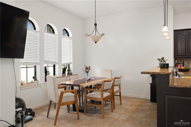 820 S 6th Street, Mcallen, TX 78501