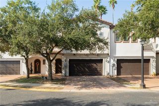 820 S 6th Street, Mcallen, TX 78501