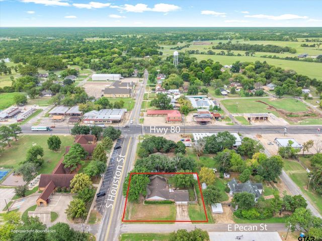 202 S Houston, Edgewood, TX 75117
