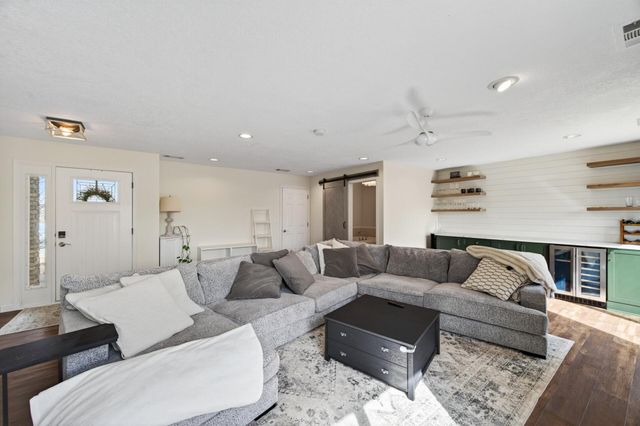 5515 157th Way N, Hugo, MN 55038