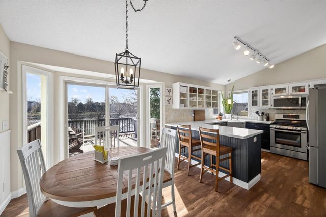 5515 157th Way N, Hugo, MN 55038