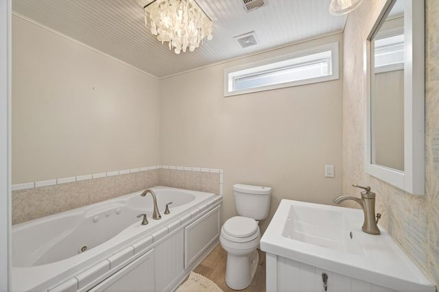 5515 157th Way N, Hugo, MN 55038