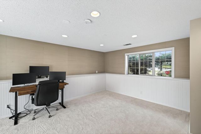 5515 157th Way N, Hugo, MN 55038