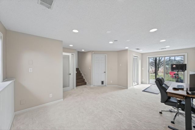 5515 157th Way N, Hugo, MN 55038