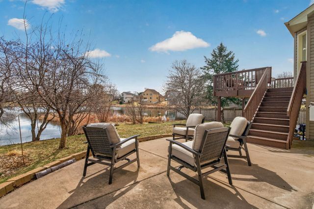 5515 157th Way N, Hugo, MN 55038