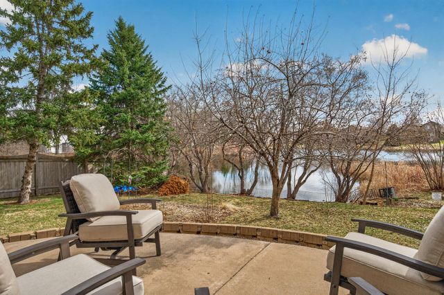 5515 157th Way N, Hugo, MN 55038