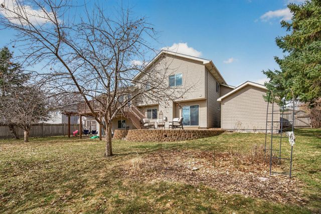 5515 157th Way N, Hugo, MN 55038