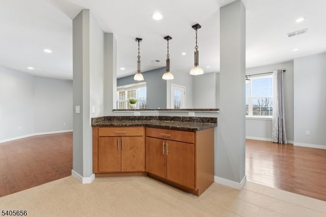 238 Luca Dr 8, Piscataway Twp., NJ 08854