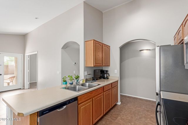 29151 N LILLY Lane, San Tan Valley, AZ 85143