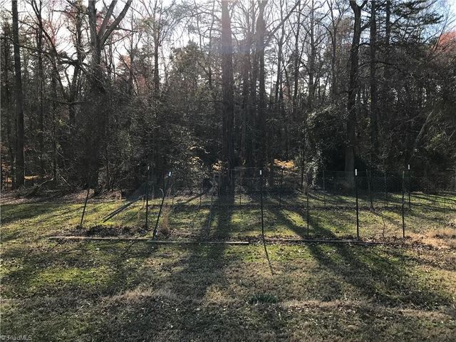 6705 Kathy Lynn Place, Greensboro, NC 27214