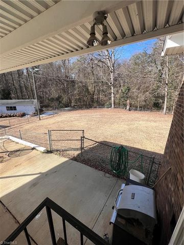 6705 Kathy Lynn Place, Greensboro, NC 27214