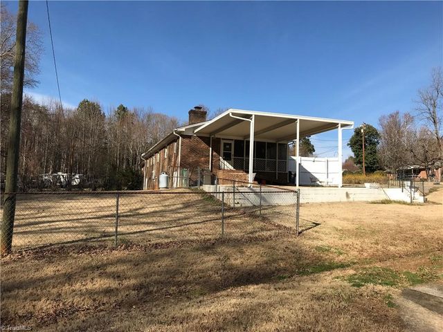 6705 Kathy Lynn Place, Greensboro, NC 27214