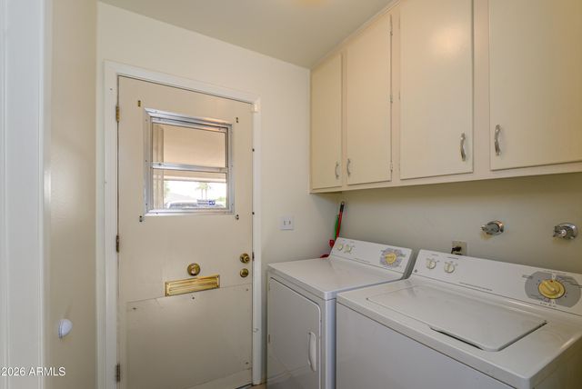 10636 W MISSION Lane, Sun City, AZ 85351