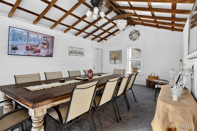 1371 Silvers Road, St Peters, MO 63376