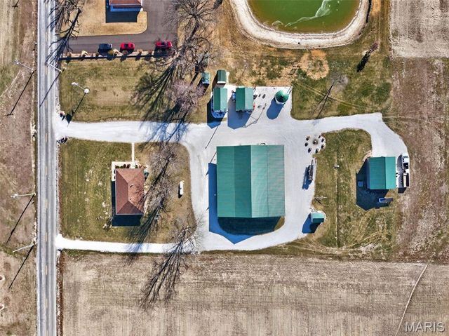 1371 Silvers Road, St Peters, MO 63376