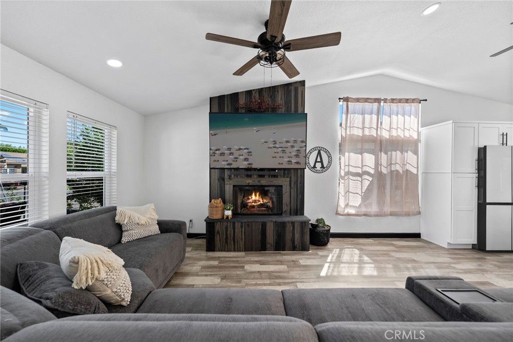 24323 Kentucky Derby Way, Murrieta, CA 92562 — photo 3
