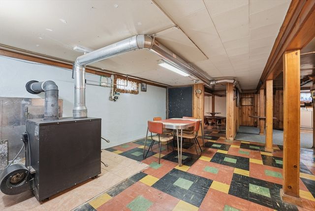 92 Laconia St, Ludlow, MA 01056