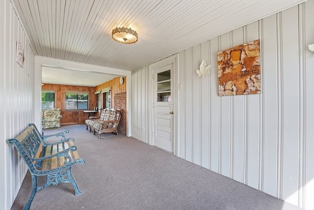 92 Laconia St, Ludlow, MA 01056