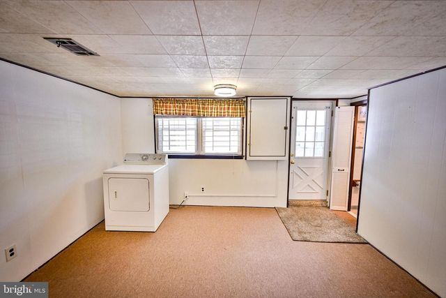 1041 WINSFORD RD, Baltimore, MD 21204
