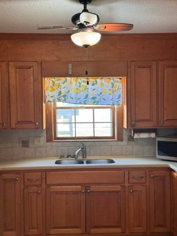 2213 Mahon Road, Manning, SC 29102