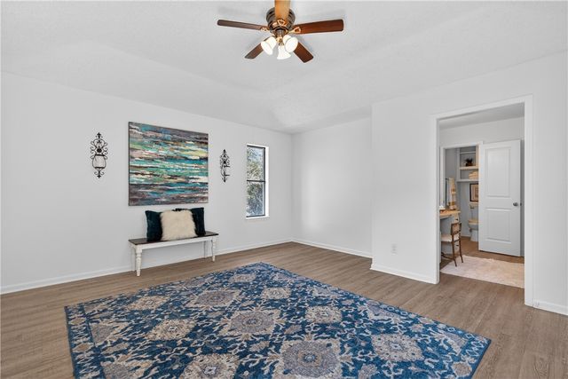 4401 Wood River Dr, Corpus Christi, TX 78410