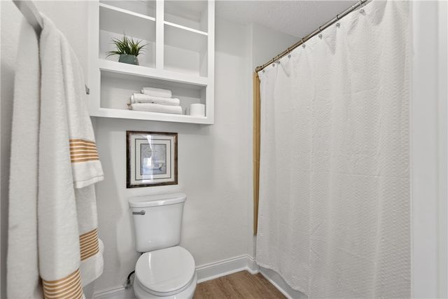 4401 Wood River Dr, Corpus Christi, TX 78410