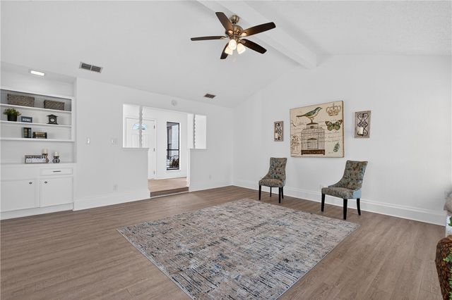 4401 Wood River Dr, Corpus Christi, TX 78410