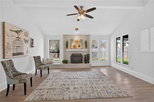 4401 Wood River Dr, Corpus Christi, TX 78410