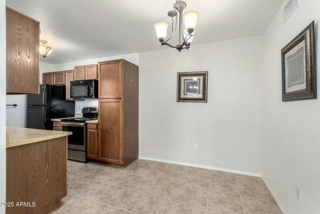 1942 S EMERSON -- 219, Mesa, AZ 85210