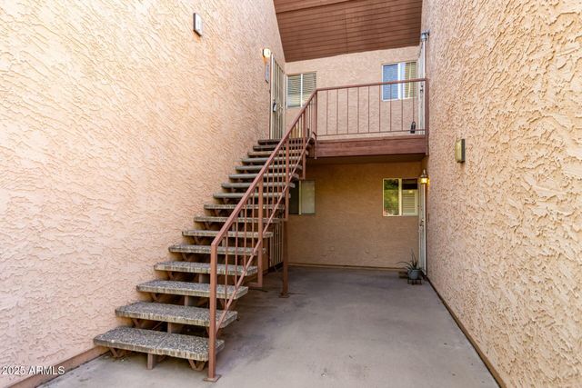 1942 S EMERSON -- 219, Mesa, AZ 85210