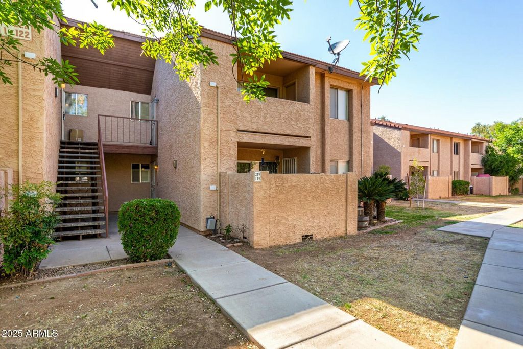 1942 S EMERSON -- 219, Mesa, AZ 85210