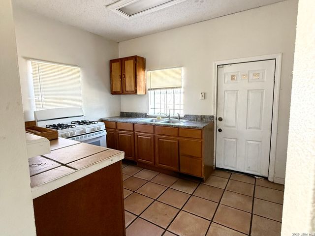 339 Ceralvo, San Antonio, TX 78207