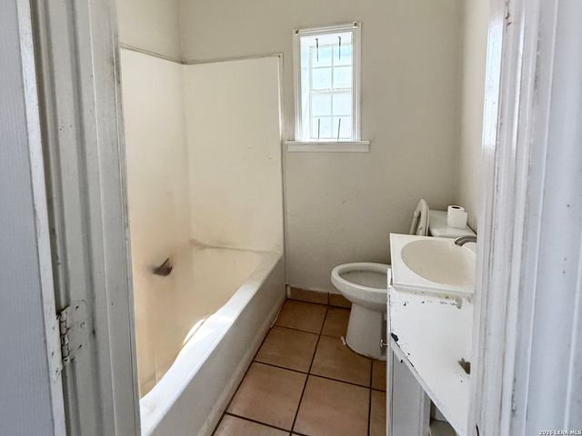 339 Ceralvo, San Antonio, TX 78207