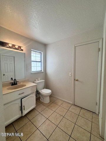 386 MCCUNE Road, El Paso, TX 79915