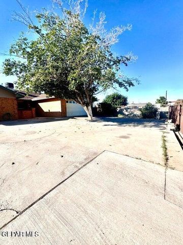 386 MCCUNE Road, El Paso, TX 79915