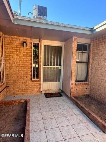 386 MCCUNE Road, El Paso, TX 79915