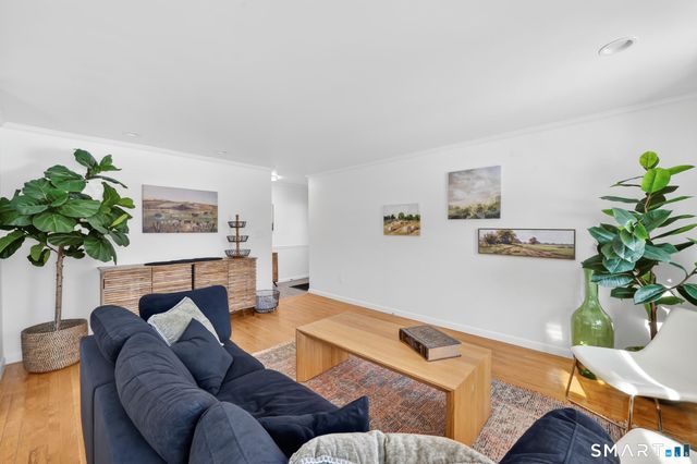 78 Landing Circle 78, Suffield, CT 06078