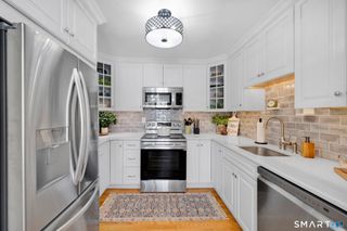 78 Landing Circle 78, Suffield, CT 06078