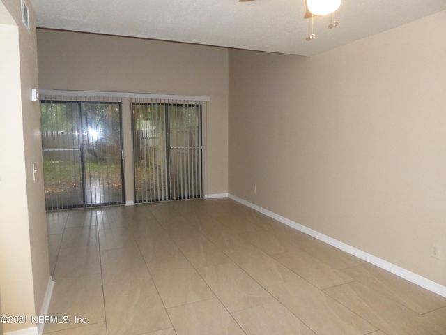 1103 MAYPORT LANDING Circle, Atlantic Beach, FL 32233