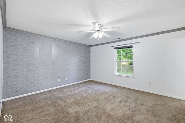 8449 Inland Drive, Avon, IN 46123