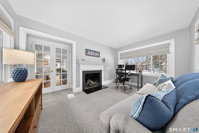 69 Bloomfield Avenue, Hartford, CT 06105