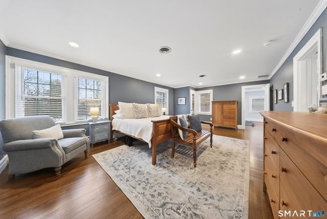 69 Bloomfield Avenue, Hartford, CT 06105