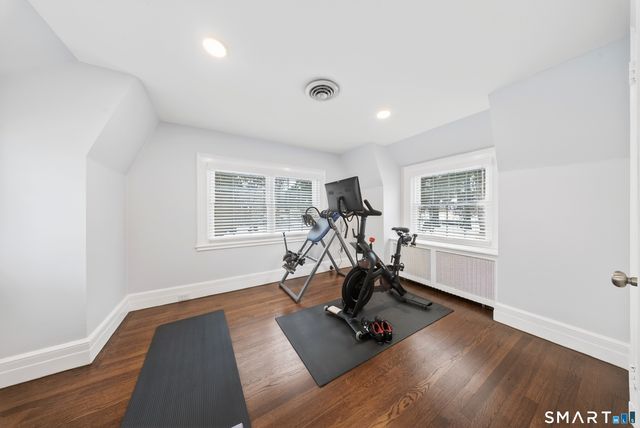 69 Bloomfield Avenue, Hartford, CT 06105