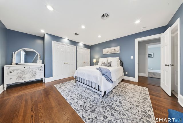 69 Bloomfield Avenue, Hartford, CT 06105