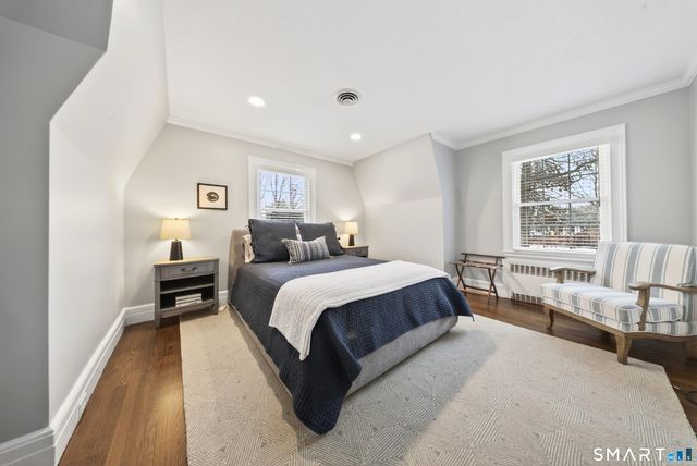 69 Bloomfield Avenue, Hartford, CT 06105