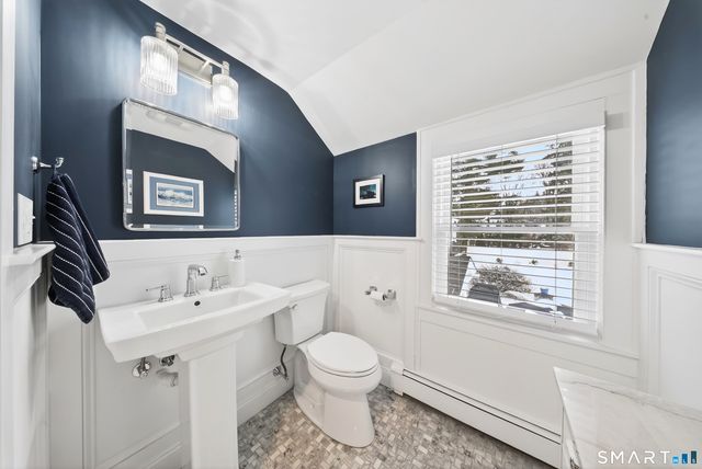 69 Bloomfield Avenue, Hartford, CT 06105