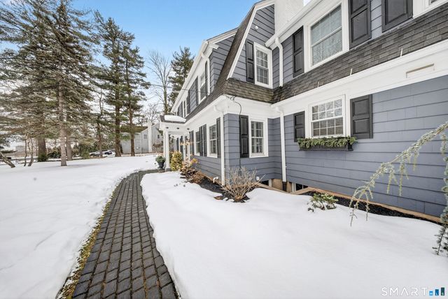 69 Bloomfield Avenue, Hartford, CT 06105